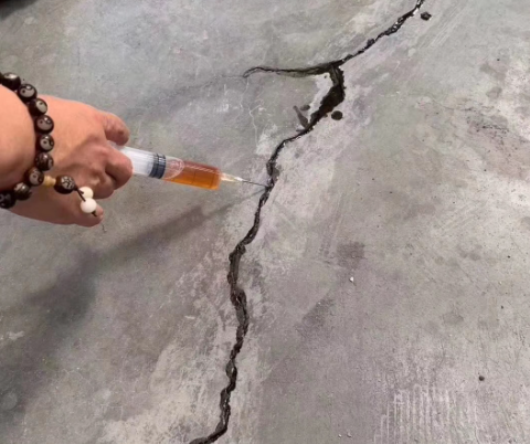 甘谷混凝土裂缝修补技术详解​